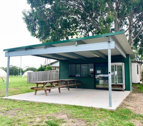 Vintage Caravan Stay In Byron Bay