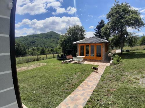 Ris Kuca Za Odmor