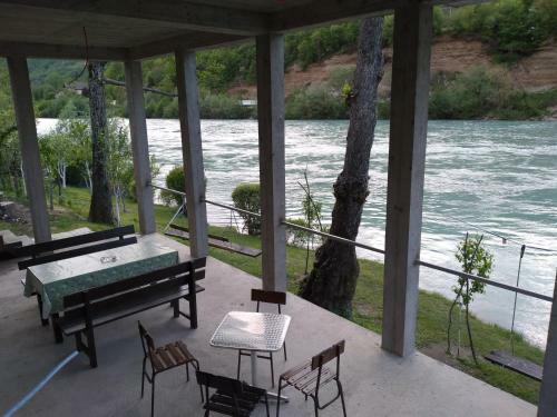 Bed & Breakfast Preno?i?te Na Drini Fo?a