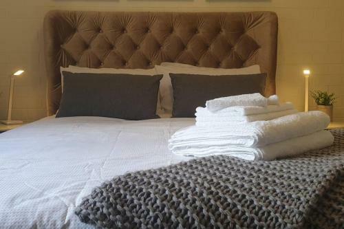 Apartamento Cosy Great Location 2bed 1bath With Parking