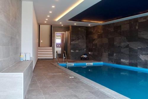 Luxury Villas #1