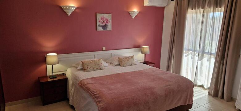 Hotel Albergaria Rosa Montes (.)