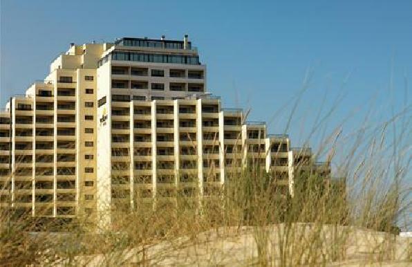 Yellow Praia Monte Gordo Hotel