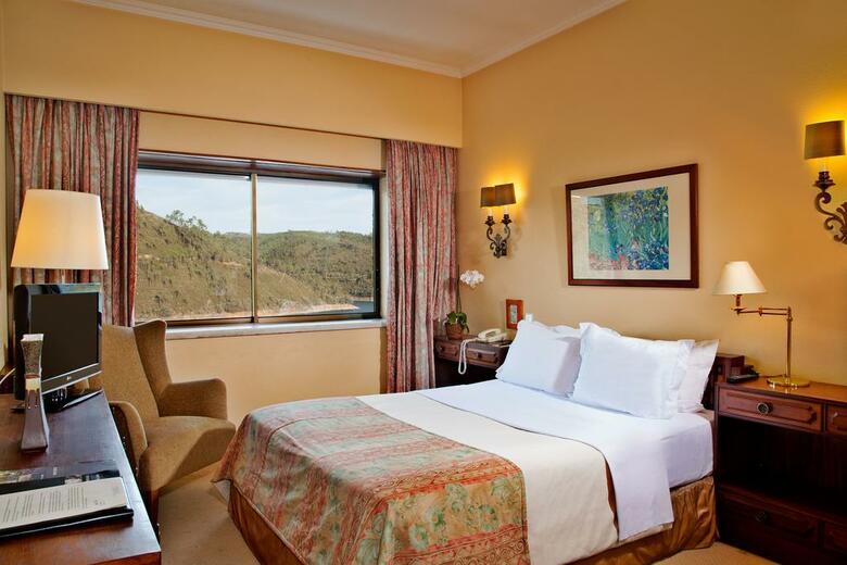 Hotel Estalagem Lago Azul