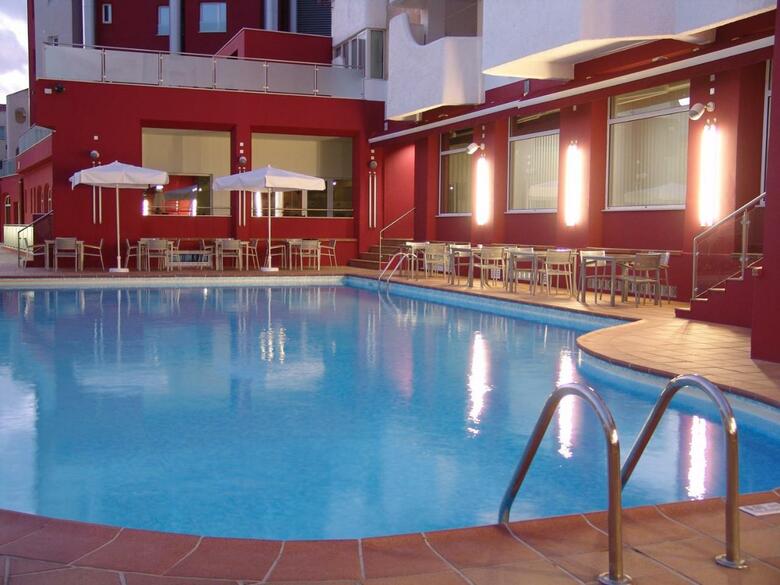 Hotel Quarteira Sol