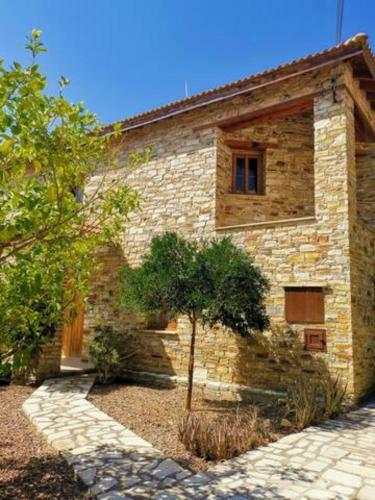Unique Stonehouse Traditional Villa In Ayia Anna