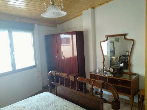 Casa De Pueblo Con Vistas, Pet�n