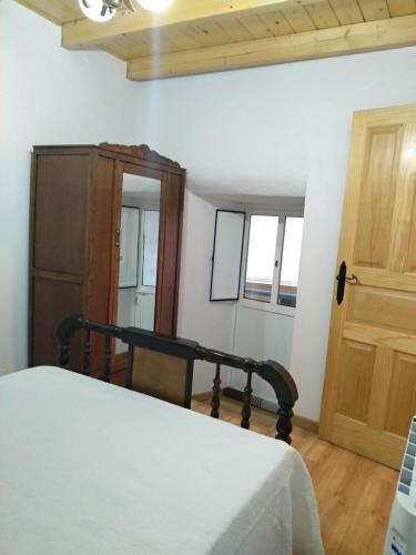 Casa De Pueblo Con Vistas, Pet�n