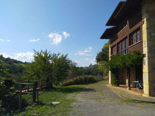 Agroturismo La Casona De Sovi�a