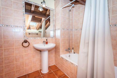 Agroturismo La Casona De Sovi�a
