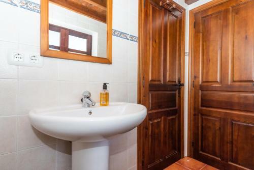 Agroturismo La Casona De Sovi�a