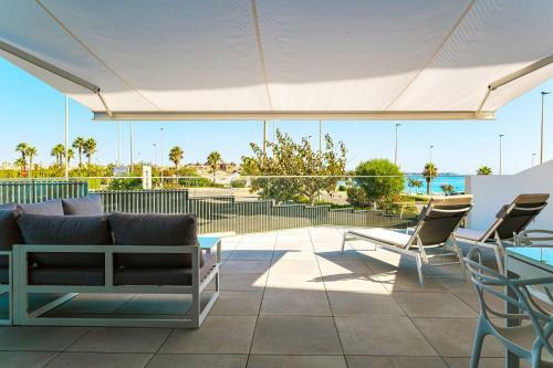 Apartment Magic View In The First Line From The Sea