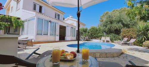 Swallow's Nest 3br Villa