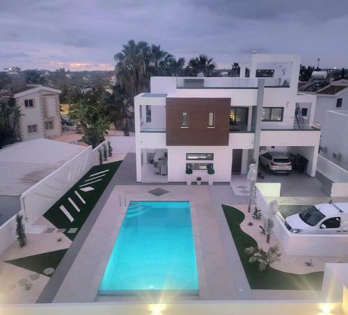 Georgimaria Azure Luxury Sea Villa