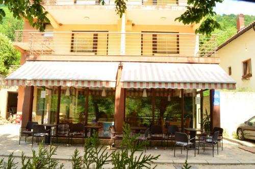 Hostal Guest House Bora?ko Lake