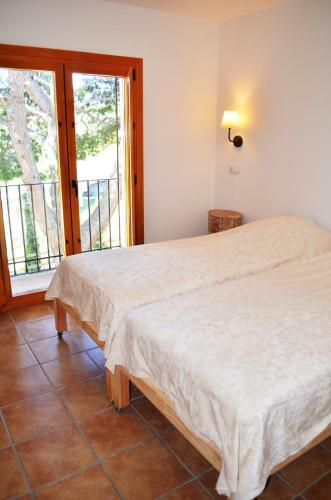 Casa Grande / Rosas Cantares