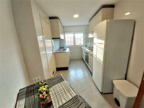 Apartamento Con Terraza Muy Cerca Del Mar