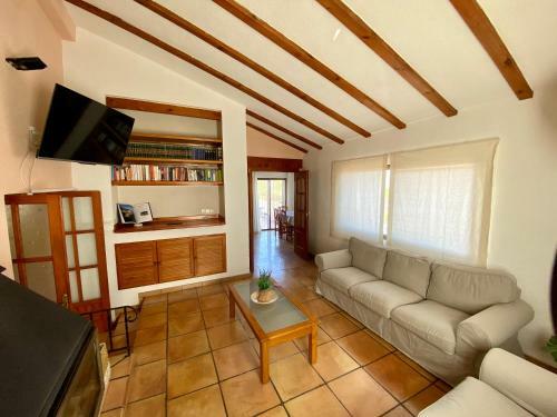 Espectacular Villa En La Nuc�a. Privacidad Total.