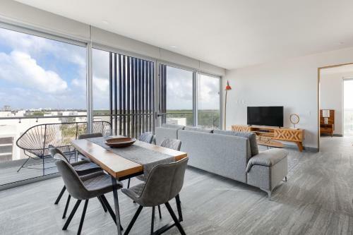 Apartamento Ocean View Condo-beach, Rooftop Pool & Jacuzzi!
