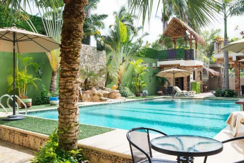 �lamos Inn Hotel Con Jacuzzi Y Piscina