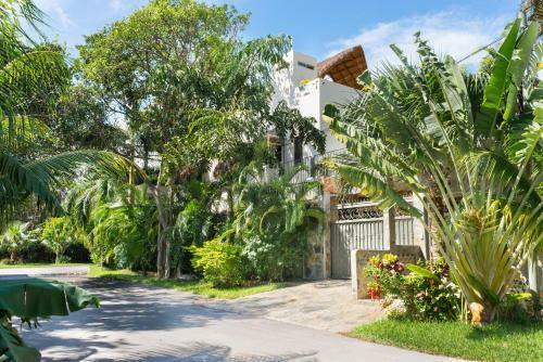 �lamos Inn Hotel Con Jacuzzi Y Piscina