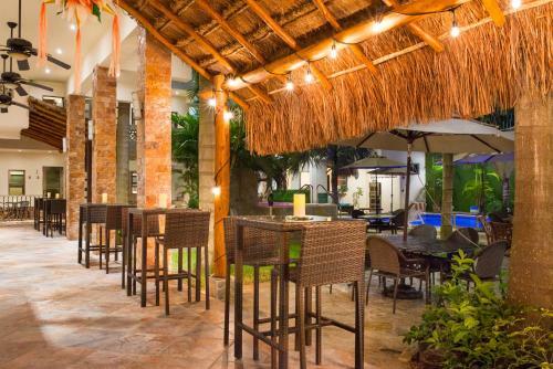 �lamos Inn Hotel Con Jacuzzi Y Piscina