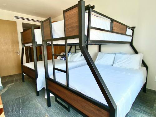 Apartamento Ocean View Condo - Beach, Pool & Jacuzzi!