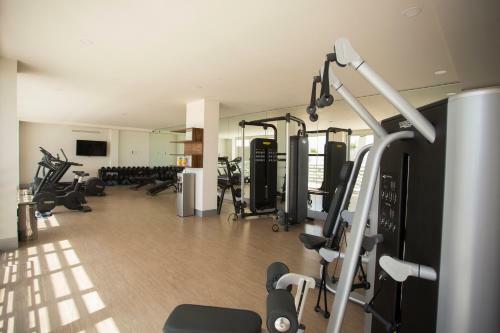 Apartamento Ocean View Condo - Beach, Pool & Jacuzzi!
