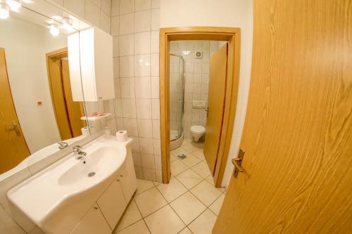 Apartments Crvena Jabuka 1