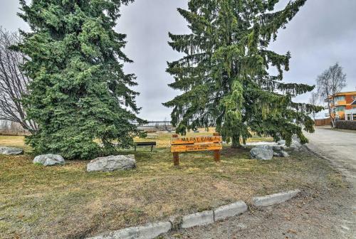 Apartamento Anchorage Condo - Walk To Downtown And Coast Trail!