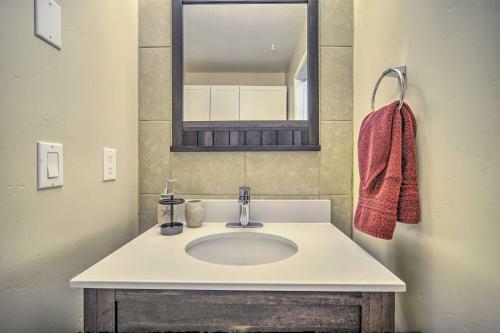 Apartamento Anchorage Condo - Walk To Downtown And Coast Trail!
