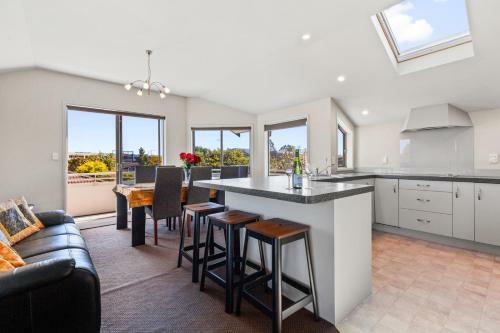 Endless Summer - Mount Maunganui Holiday Home