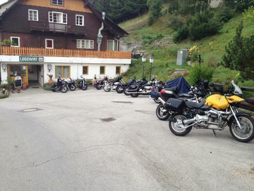Hostal Gasthaus Luggwirt