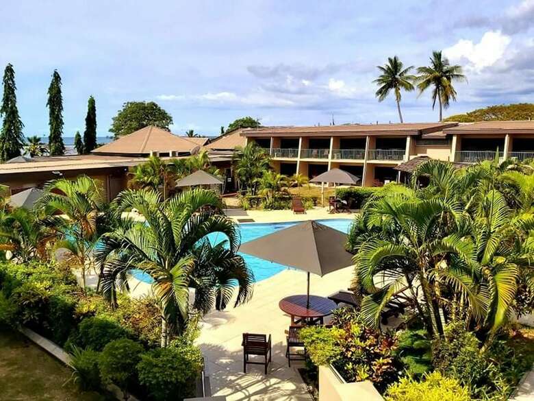 Tanoa Waterfront Hotel
