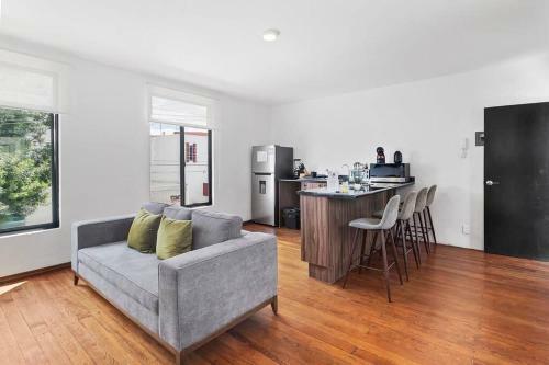 Apartamento +ms +suite C�moda +inmejorable Ubicaci�n +150mb 119a