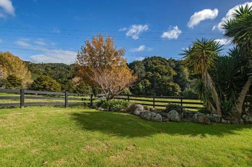 Sandy Bay Hideaway - Sandy Bay Holiday Home