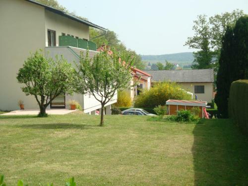 Bed & Breakfast Haus Camelia