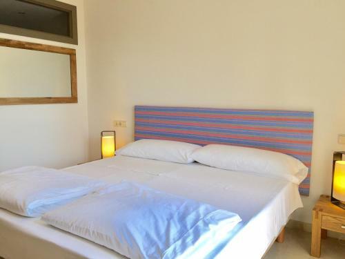 Apartament Cala Mar�al