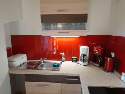 Apartamento Novohradsk� Hory - Pron�jem Na Samot? U Lesa