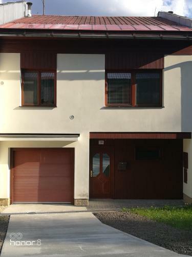 Apartamento ?adovka B�l�