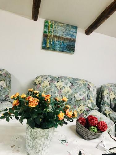Hostal Traditional Cottage With Fireplace By Lake Ohrid