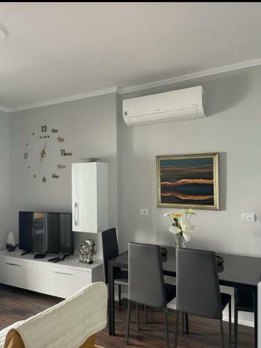 Kelvi?s Apartment
