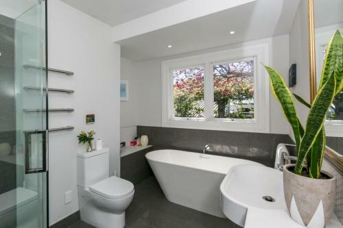 Bed & Breakfast Chez Tiar� - The Private Wing