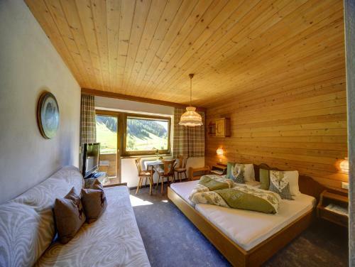 Hostal G�stehaus Bergland