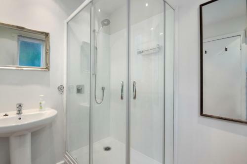 Haven Views - Nelson Holiday Home