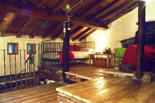 Agroturismo Casa Rural Sobre F�bulas