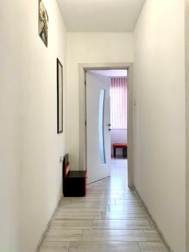 Sea Garden One Bed Apartment