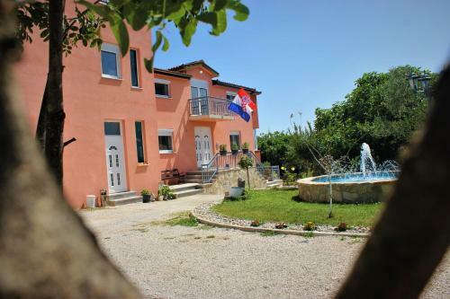 Hostal Guesthouse Casa Bevanda