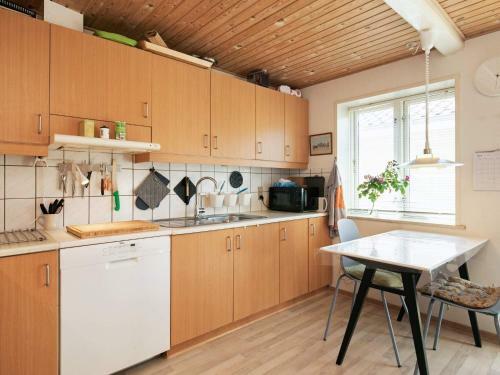 Holiday Home �r�sk�bing Viii