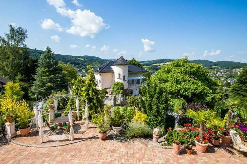Villa Eifelpalace Am N�rburgring
